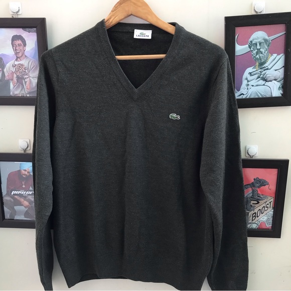 Lacoste sweater (S-M) - Picture 2 of 7